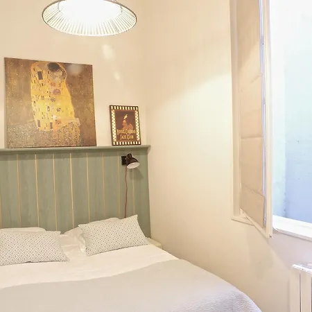 Galeries - 2 Avec Parking 公寓 *